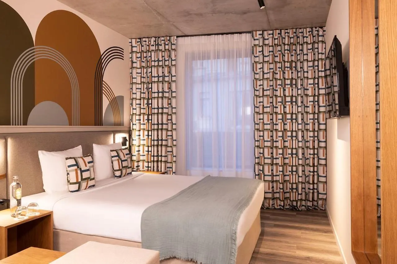 **** Hotel La Belle Ville Paris France