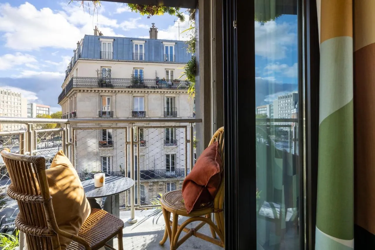 La Belle Ville Paris France