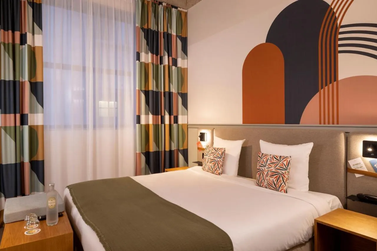 Hotel La Belle Ville Paris